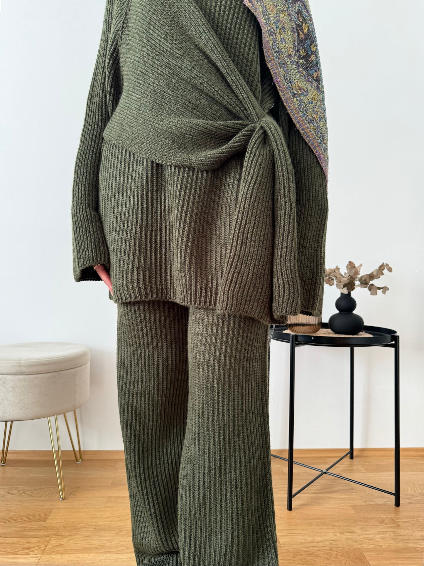 Latifa Strick Zweiteiler khaki