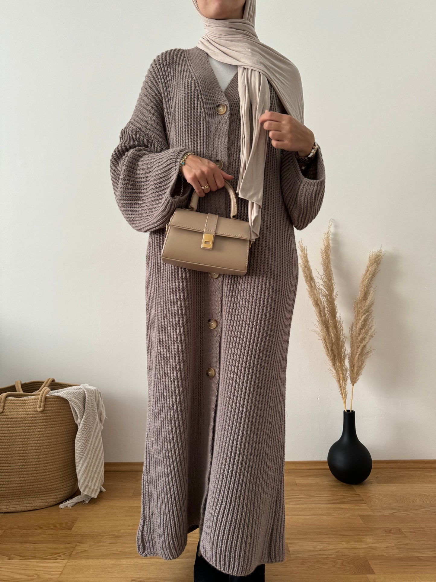 Mina Strick Cardigan mocha