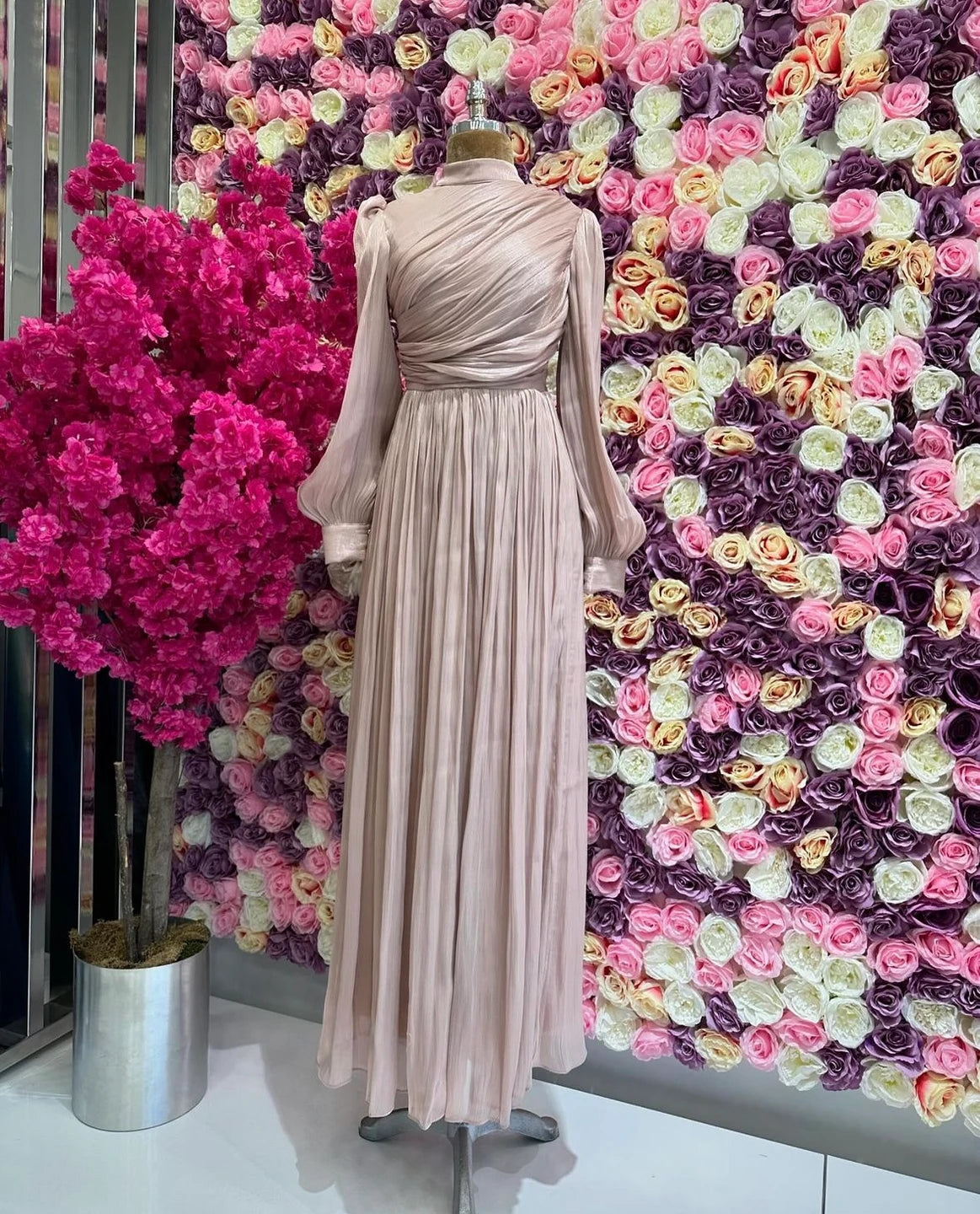 Crincle Satin Abendkleid rosa