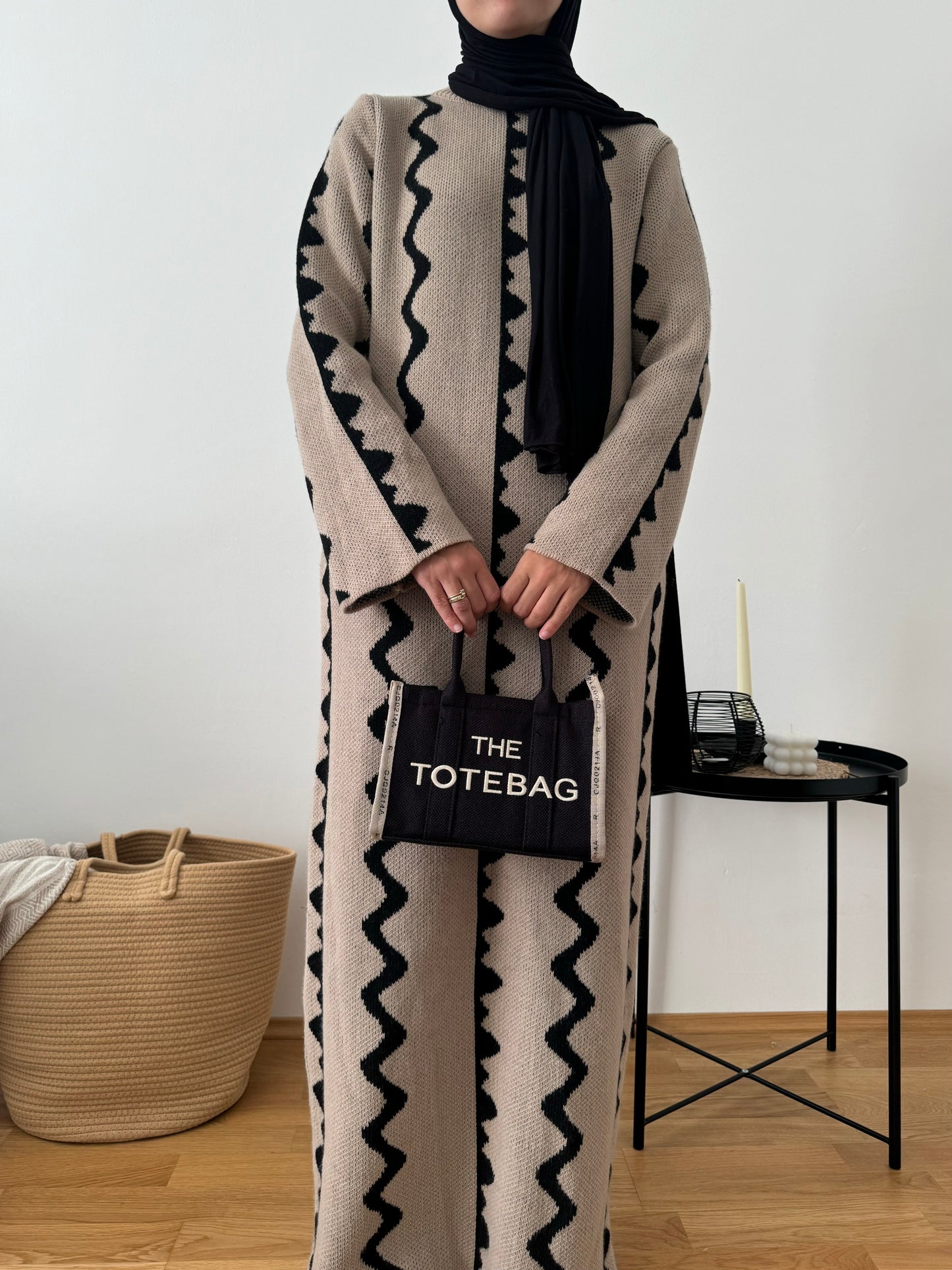 Elisa Strick Kleid mit Wellen-Muster taupe