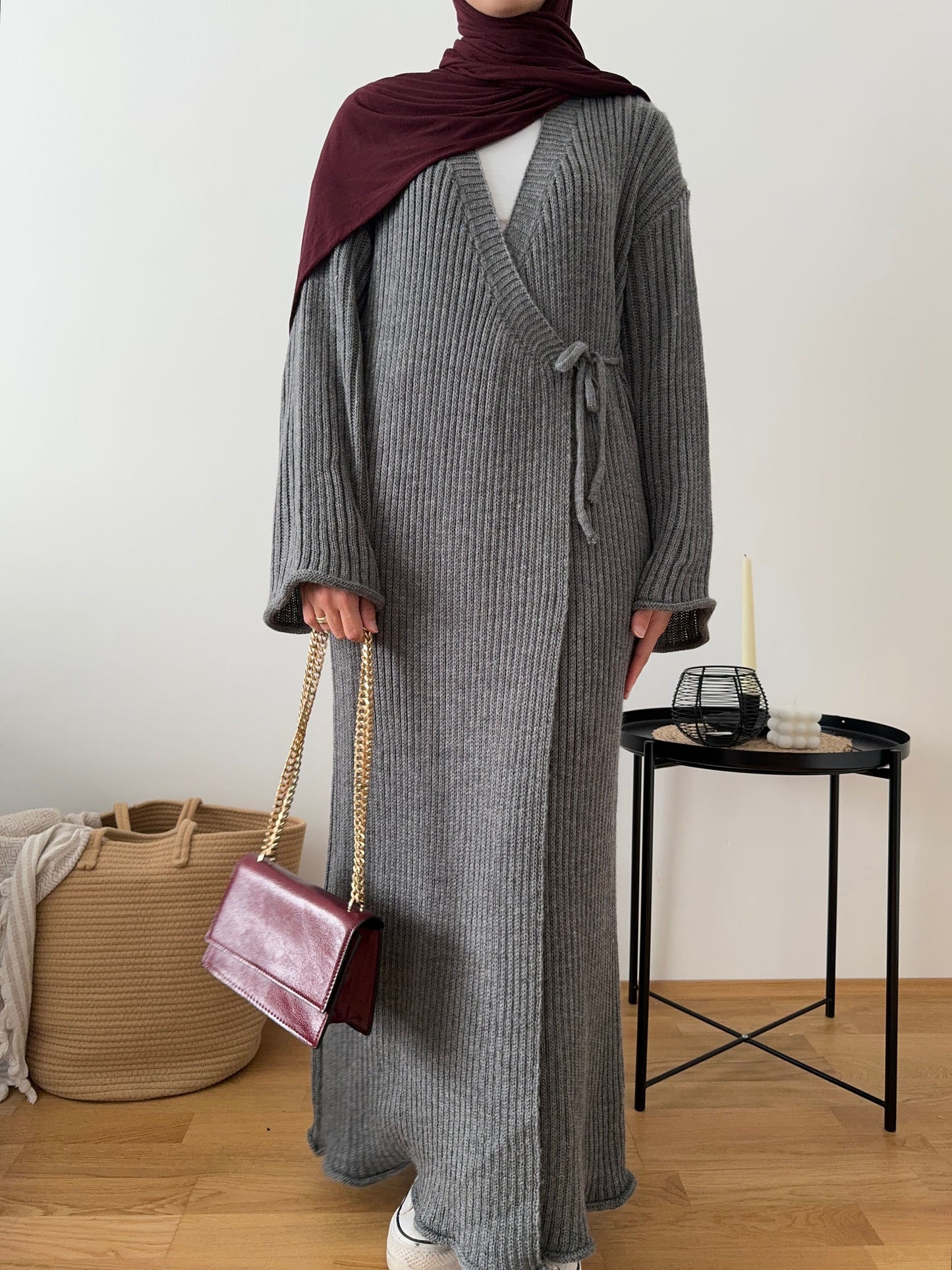 Isra Strick Kleid in Wickel-Optik grau