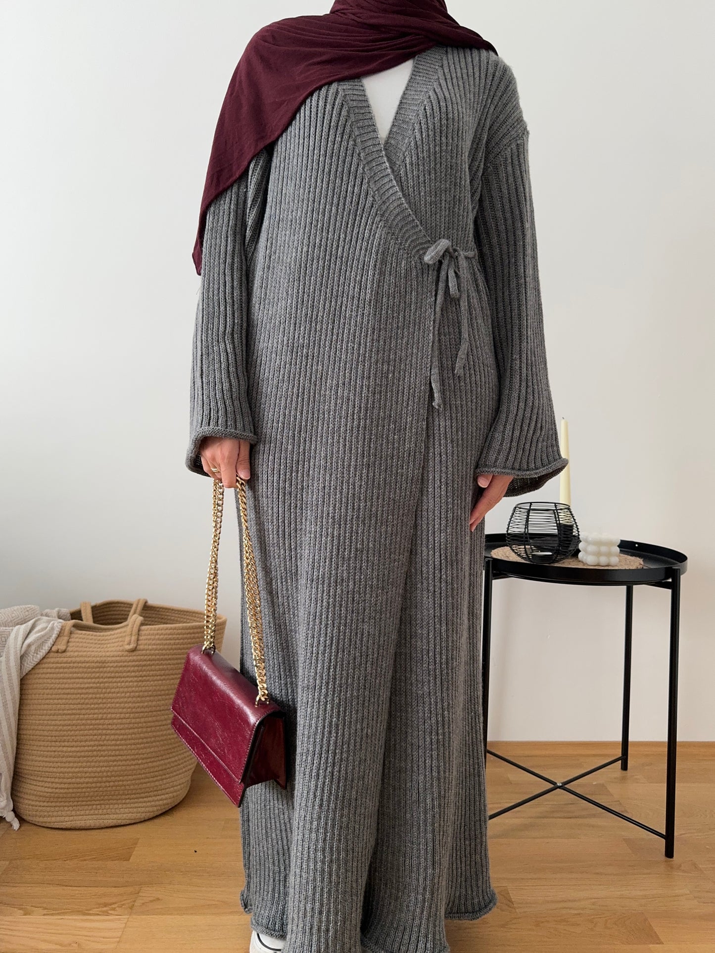 Isra Strick Kleid in Wickel-Optik grau