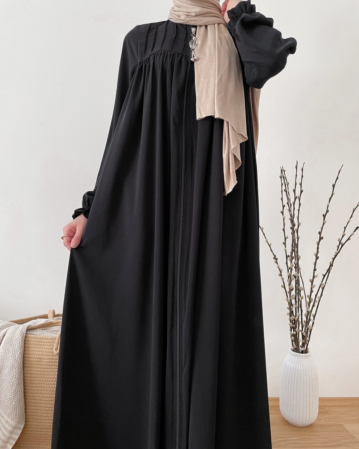 Schwarze Ferace Kleid Übergröße