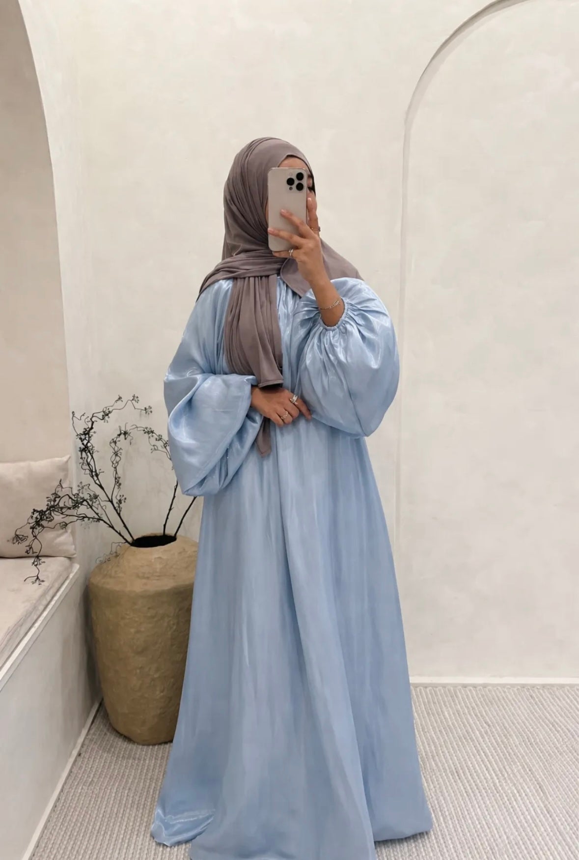 Aylin Abaya hellblau