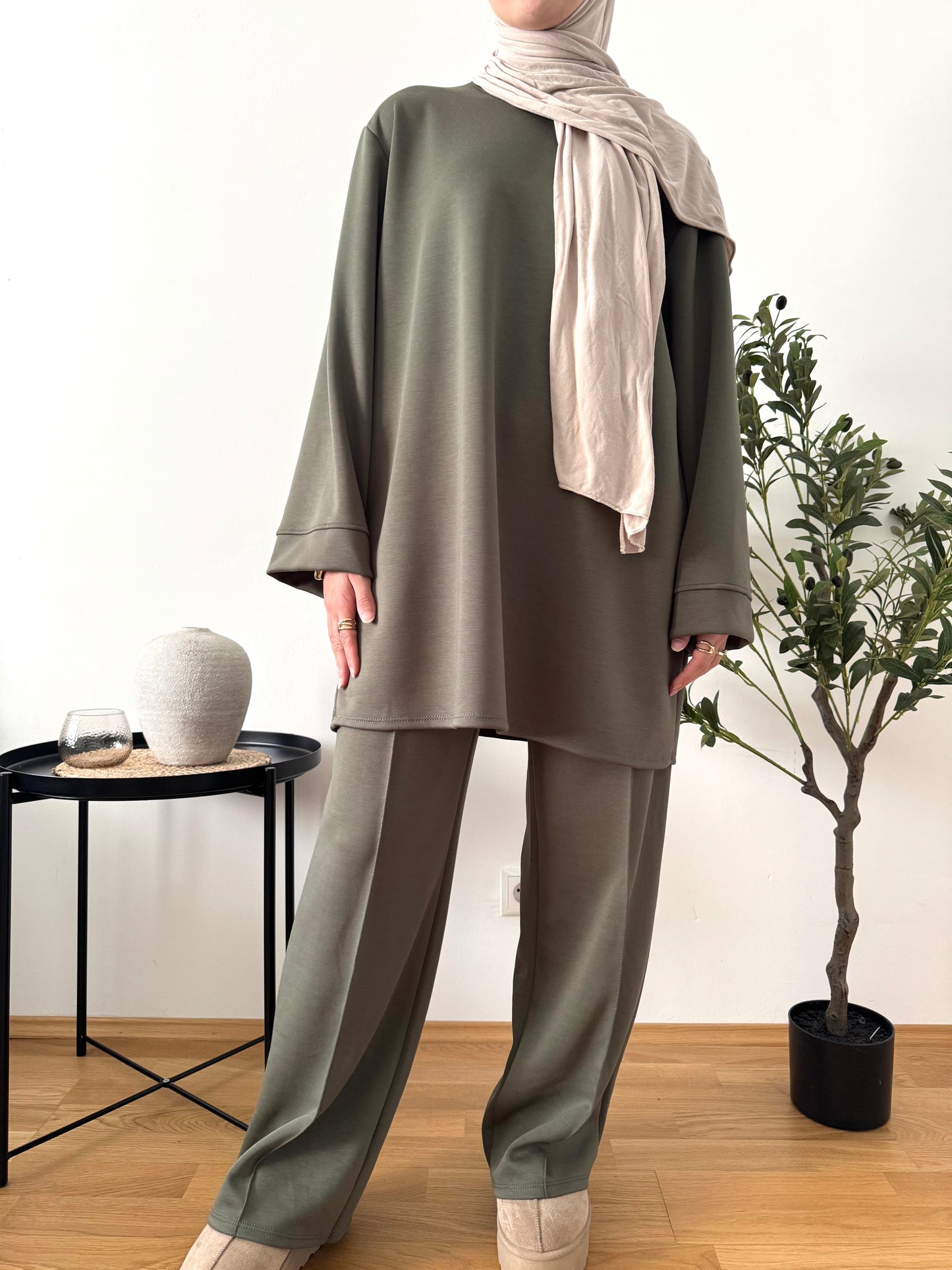 Lana Sweat Zweiteiler khaki