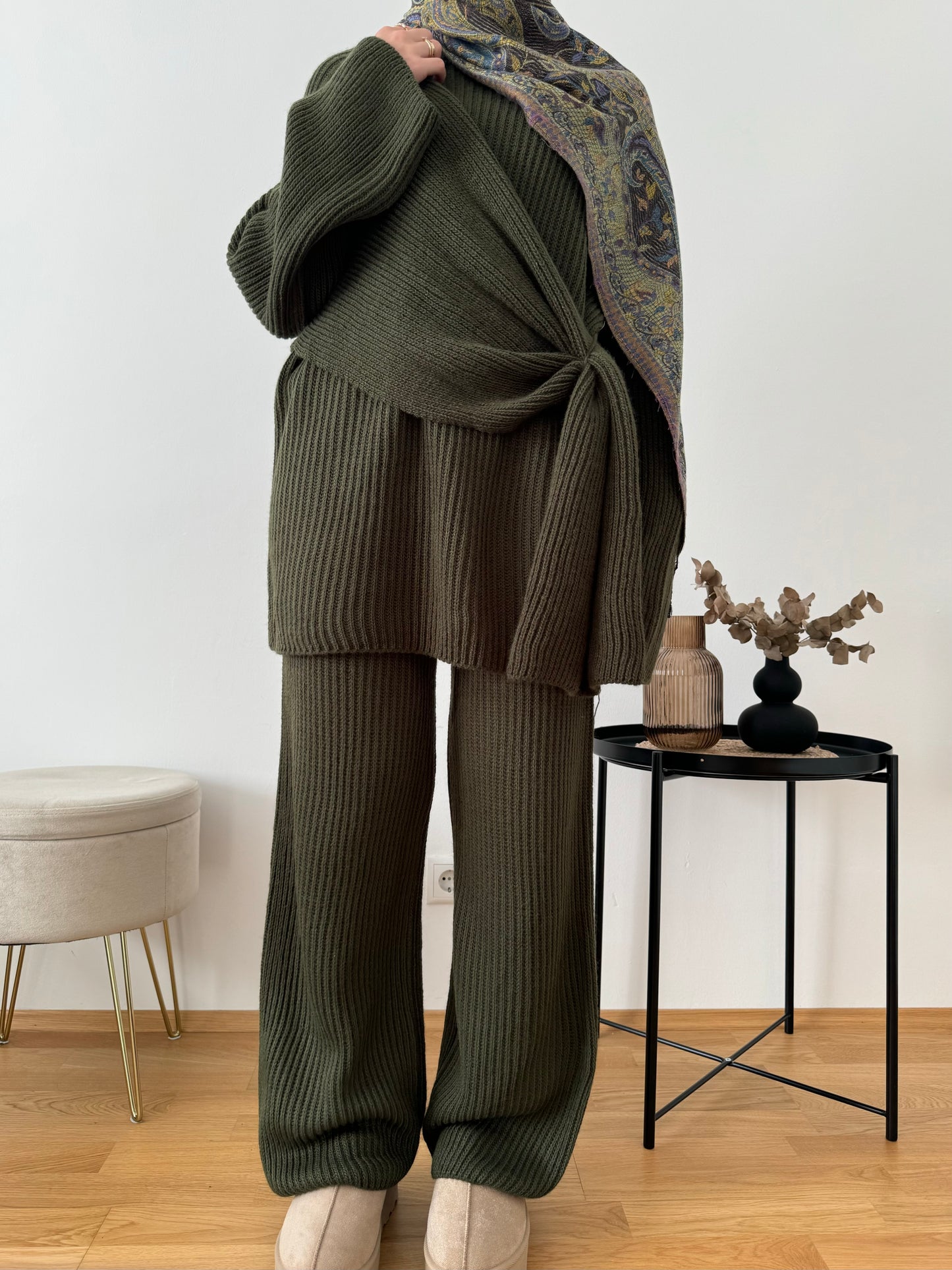 Latifa Strick Zweiteiler khaki