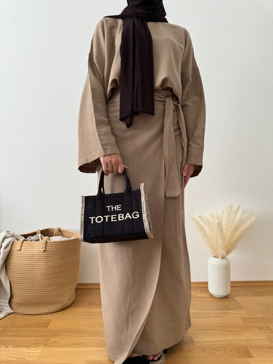 Zweiteiler mit Rock beige