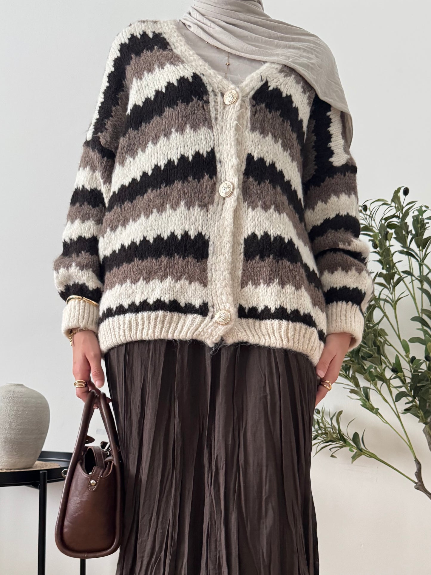 Outfit mit Woll Cardigan mocha