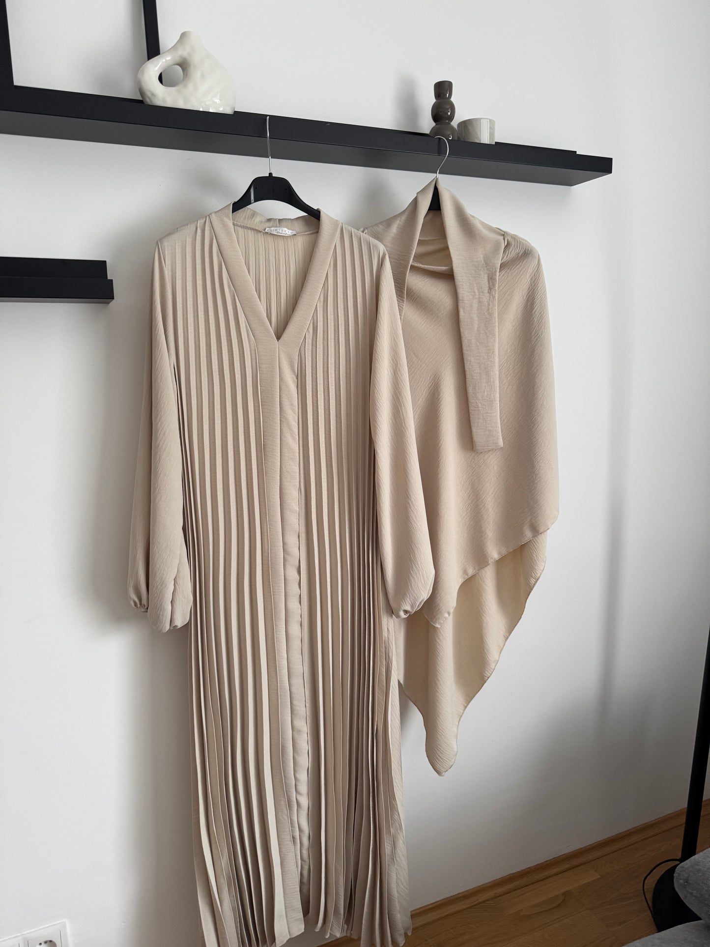 Ikra Abaya Set creme