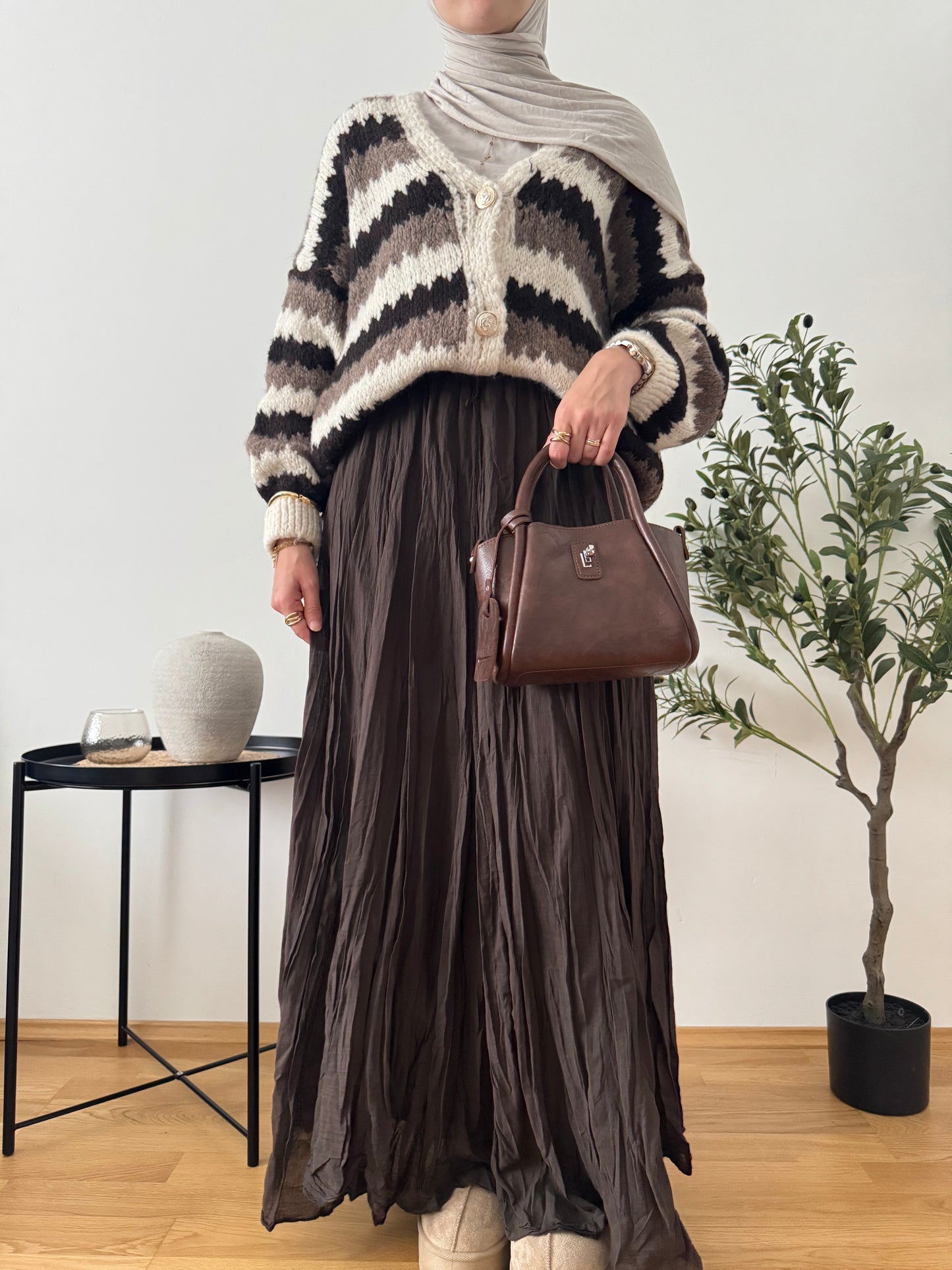 Outfit mit Woll Cardigan mocha