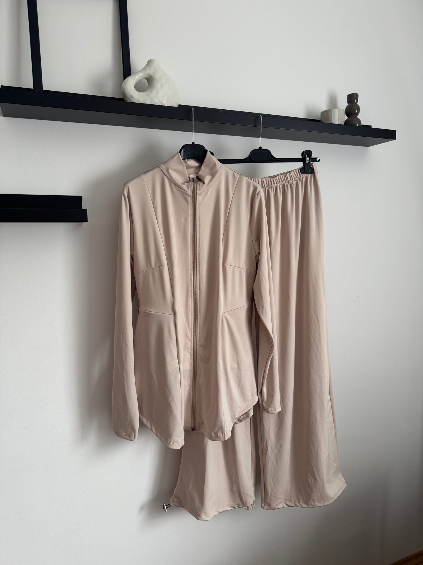 Trainingsanzug mit Zip creme