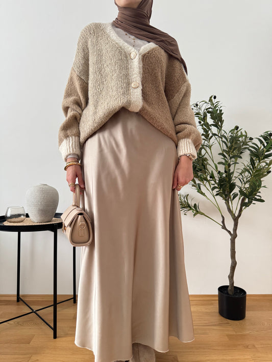 Outfit mit Woll Cardigan beige