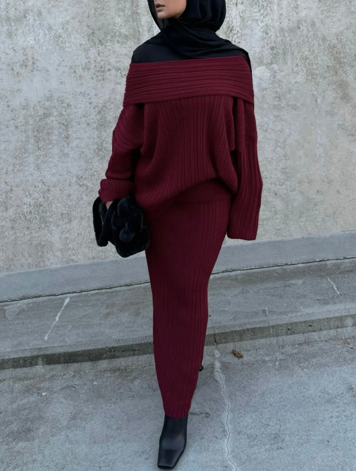 Lily Strick Zweiteiler rot